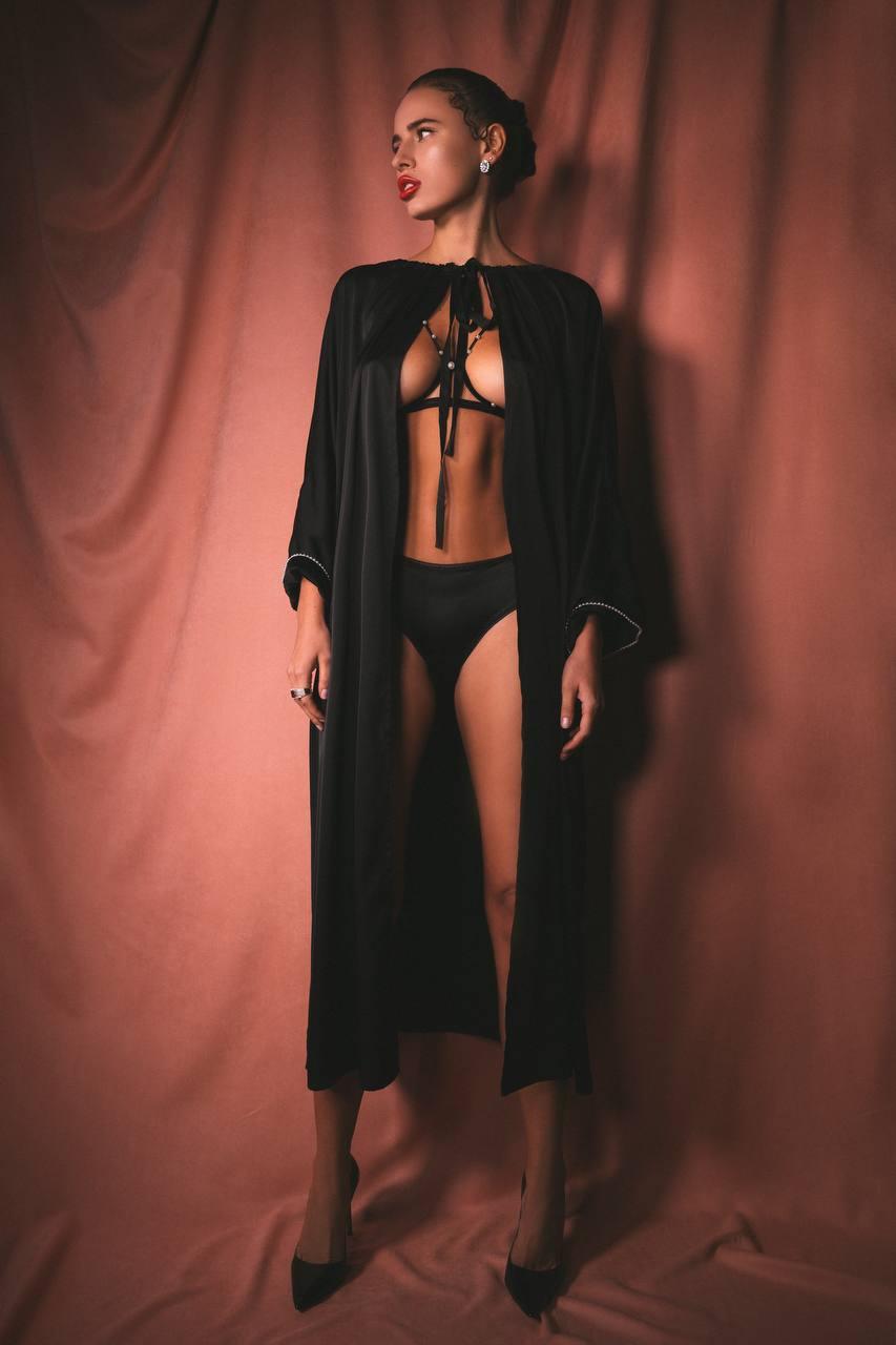 MARGO CAPE - J I Λ atelier