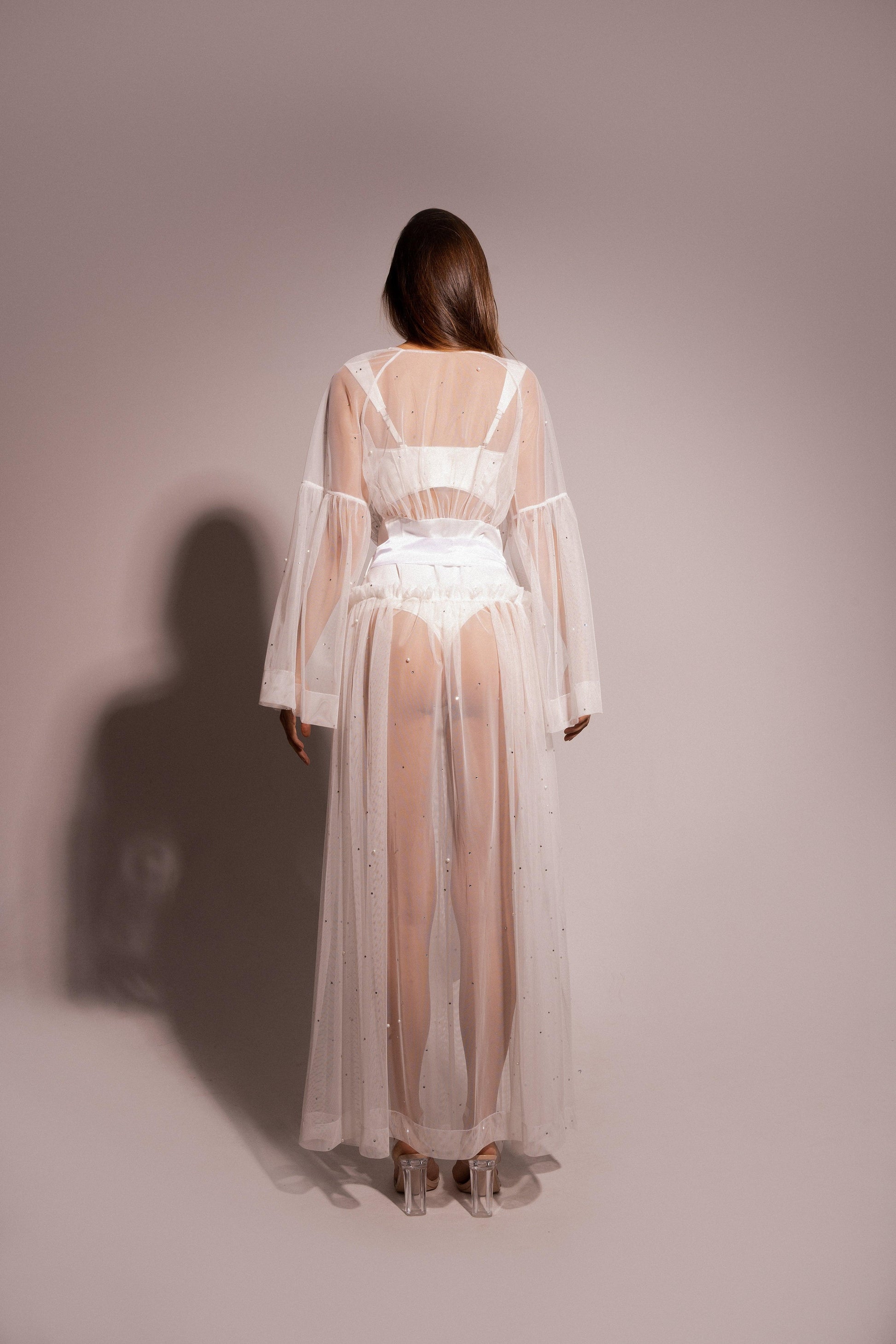 CHARLOTTE CAPE - J I Λ atelier